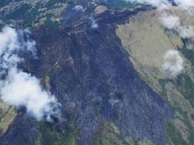 Incendio páramo. Foto: Fuerza Aérea.