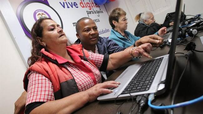 La cabeza de Fonade que estuvo a cargo del millonario proyecto de los puntos Vive Digital fue Daniel Isaac Náder. Foto: Ministerio de las TIC