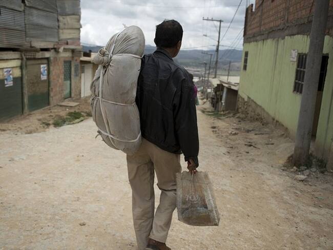 La Unidad de Víctimas alertó que 257 personas (101 familias) han arribado al municipio de Ituango (Antioquia) debido a intimidaciones y combates entre grupos armados. Foto: Getty Images / EITAN ABRAMOVICH