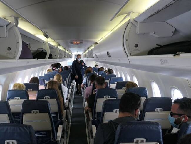 ¿En qué va el vuelo humanitario de deportistas profesionales de Colombia hacía Europa?