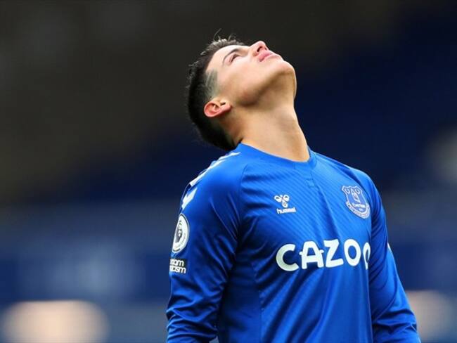 James Rodríguez cuando jugaba en el Everton de Inglaterra. Foto: Paul Greenwood - CameraSport/CameraSport via Getty Images