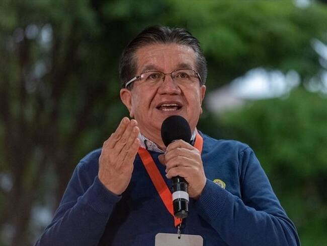 El ministro de Salud, Fernando Ruiz, descartó la posibilidad de reabrir los vuelos desde Brasil. Foto: Colprensa / MINSALUD