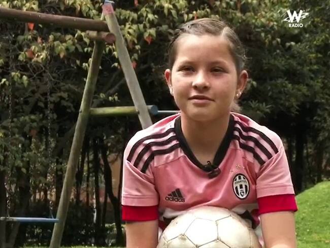 María Paz Mora Silva, jugadora del equipo Dinhos, le hizo un gol al machismo en el campeonato Pony Fútbol. Foto: Redacción W Radio