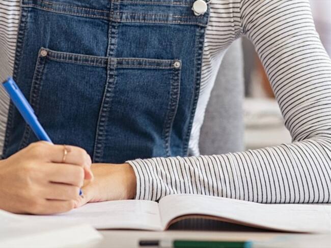 Decapitaron a un profesor por denuncia de una estudiante que mintió. Foto: Getty Images