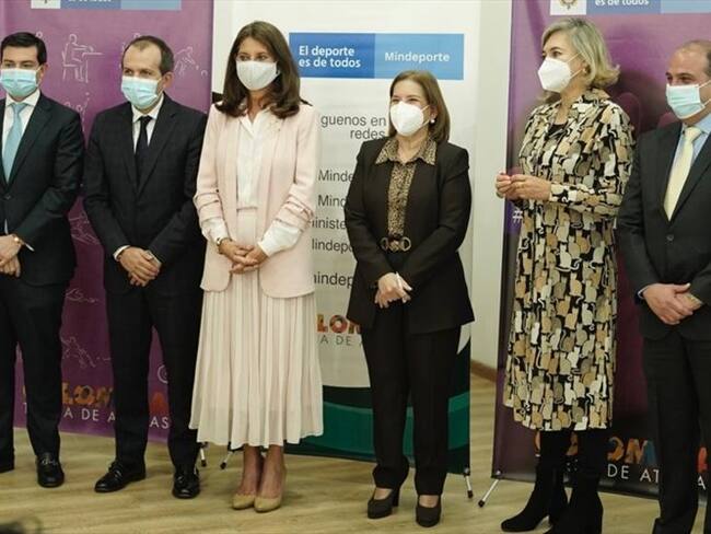 En el evento estuvo presente la Vicepresidenta y el Ministro del deporte. Foto: Vicepresidencia