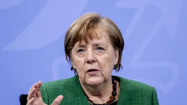 La canciller alemana, Angela Merkel, ratificó el propósito de su gobierno de &quot;restringir&quot; los viajes vacacionales al extranjero por la pandemia, aunque admitió que existen &quot;notables problemas legales&quot;. Foto: Getty Images