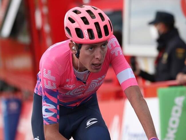 Hugh Carthy gana la etapa 12 de la Vuelta a España, donde Carapaz recupera el liderato. Foto: Agencia EFE / KIKO HUESCA